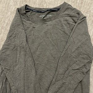 Two super soft long sleeve sweaters. Gray is size small and black is xs